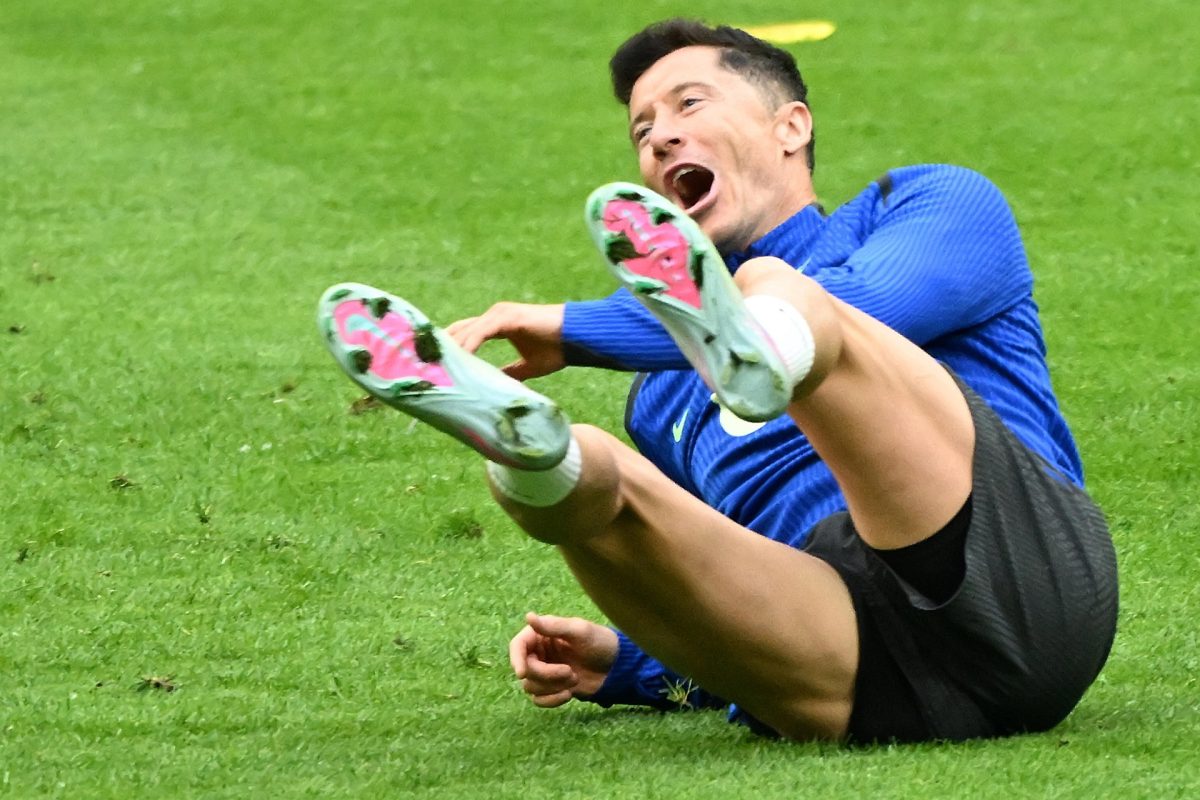 Botrány a lengyeleknél, Lewandowski nem hajlandó a válogatottban játszani