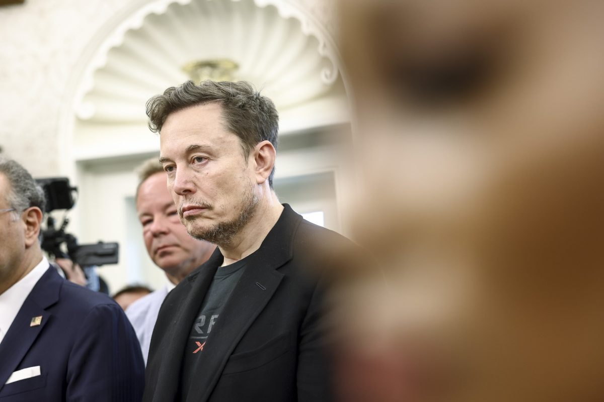 Moszkva kész menedékjogot adni Elon Musknak, ha Donald Trump kiutasítja az USA-ból
