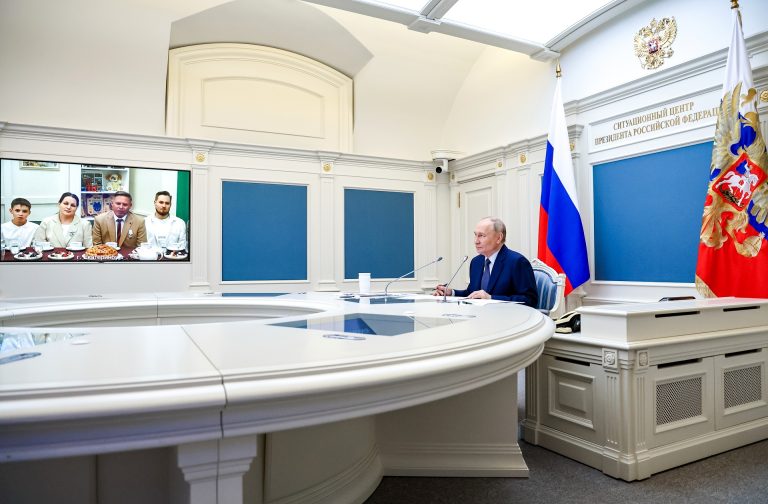 Súlyos csapás érte az orosz légierőt, erősen érik Putyin válaszcsapása