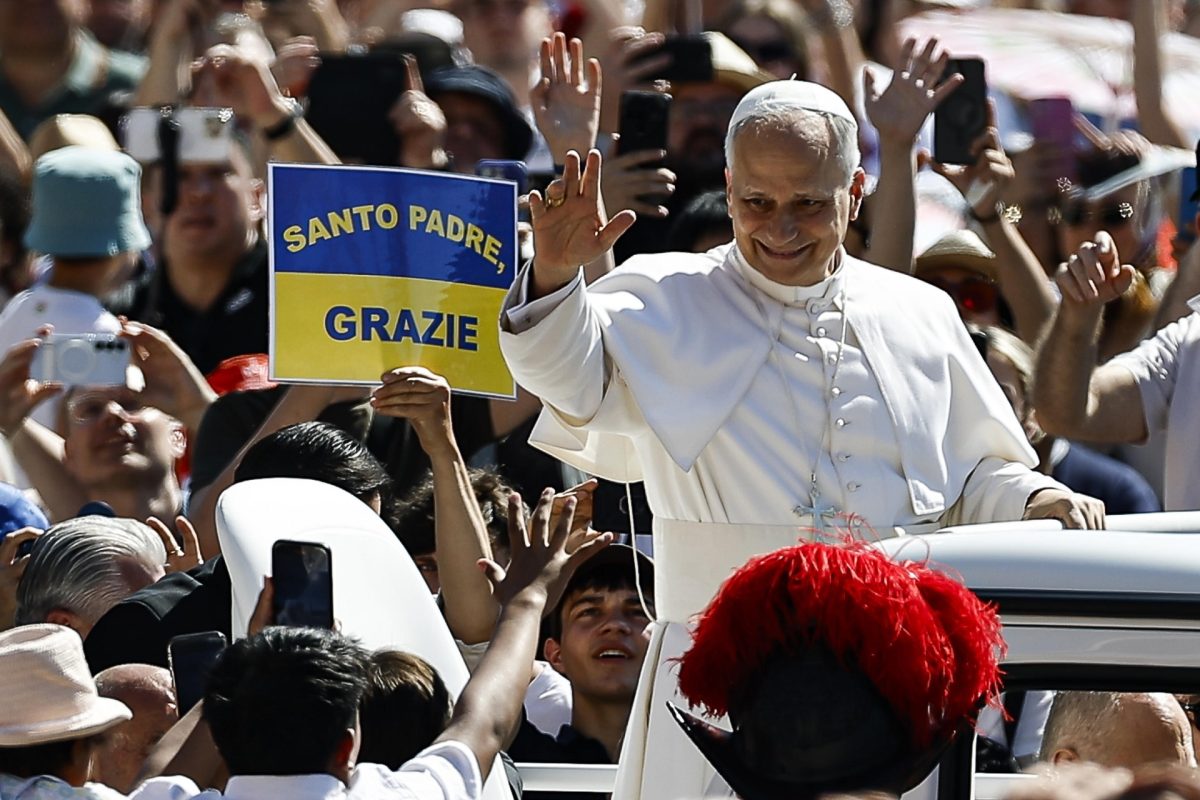 Kiderült, miről beszélt egymással az új pápa és Vlagyimir Putyin