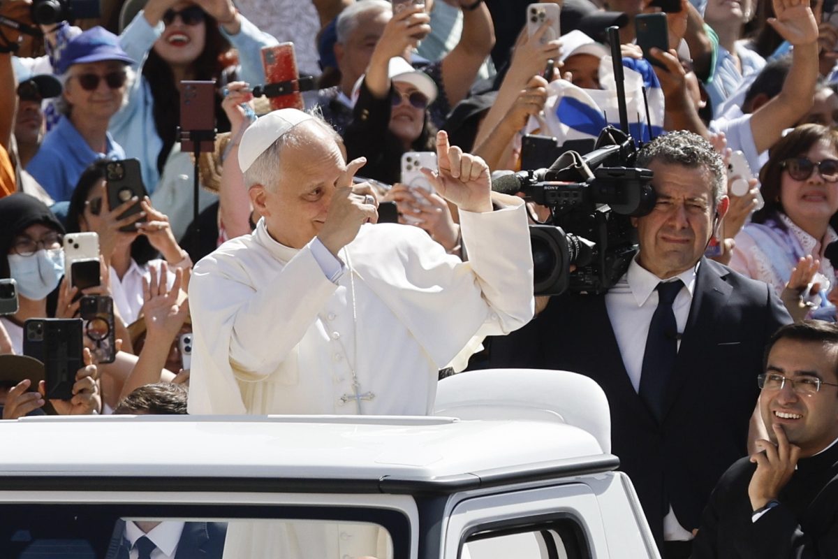 Megtörtént az első hívás Putyin és Leó pápa között