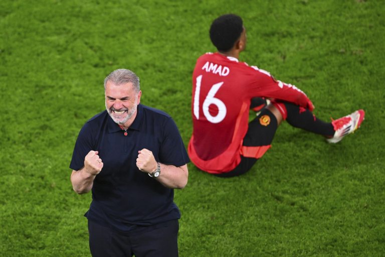 Hiába nyerte meg az Európa-ligát a Manchester United ellen, kirúgták