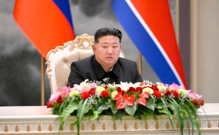 Észak-Korea látványos tengerparti komplexummal próbál új látogatókat csalogatni az országba