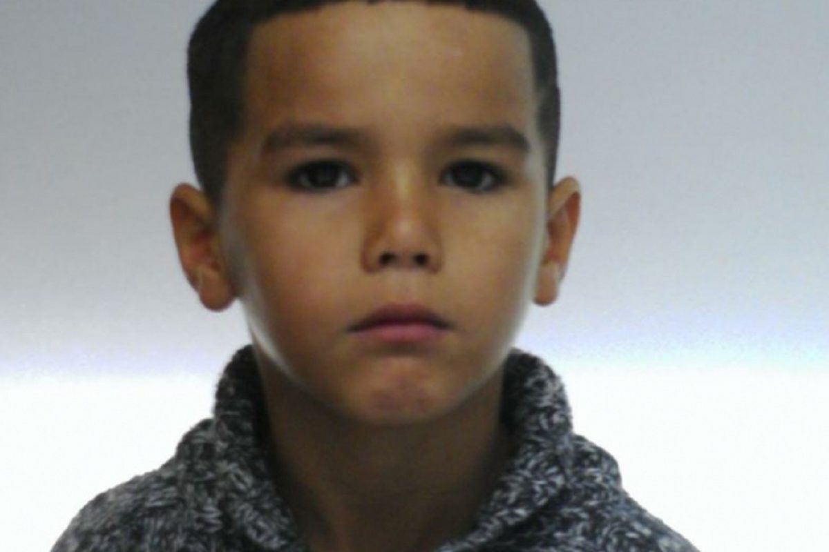 Tudja valaki, hol van ez a kisfiú?