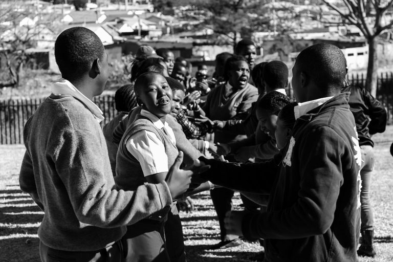 Legkevesebb 30 diák vesztette életét egy pánikhelyzet miatt a világ másik felén