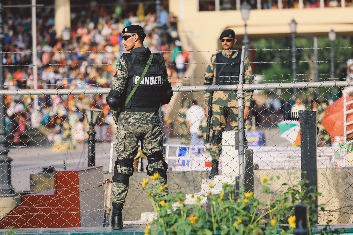 Halálos öngyilkos merényletet követtek el Pakisztánban, sokan meghaltak