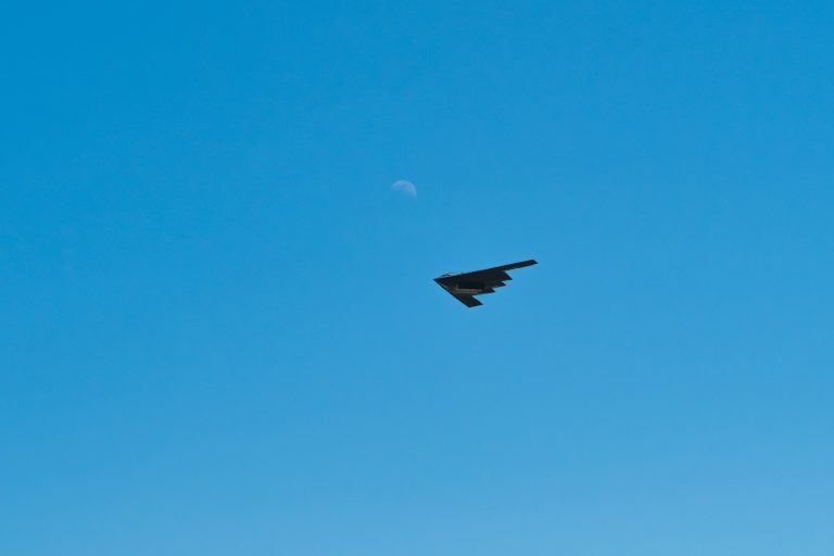 Hatalmas károkat okoztak Trump bombái Iránnak, megszólalt a CIA