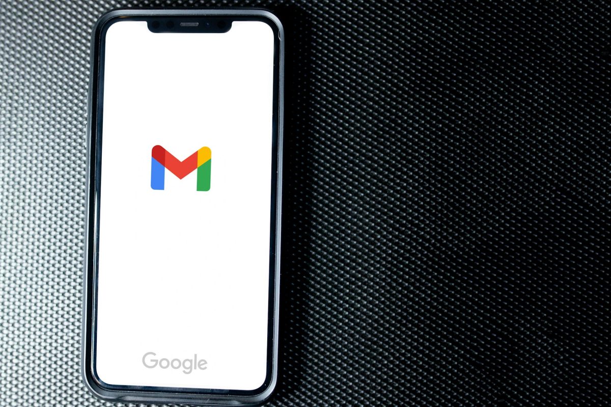 Rövidesen elfelejthetjük a hosszú e-maileket: jönnek az összefoglalók