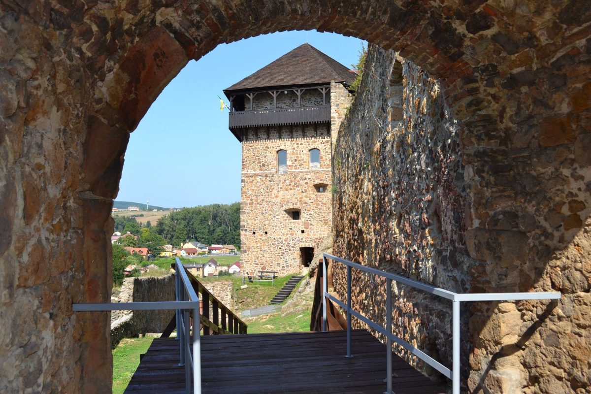 Megújul a füleki vár legrégebbi része