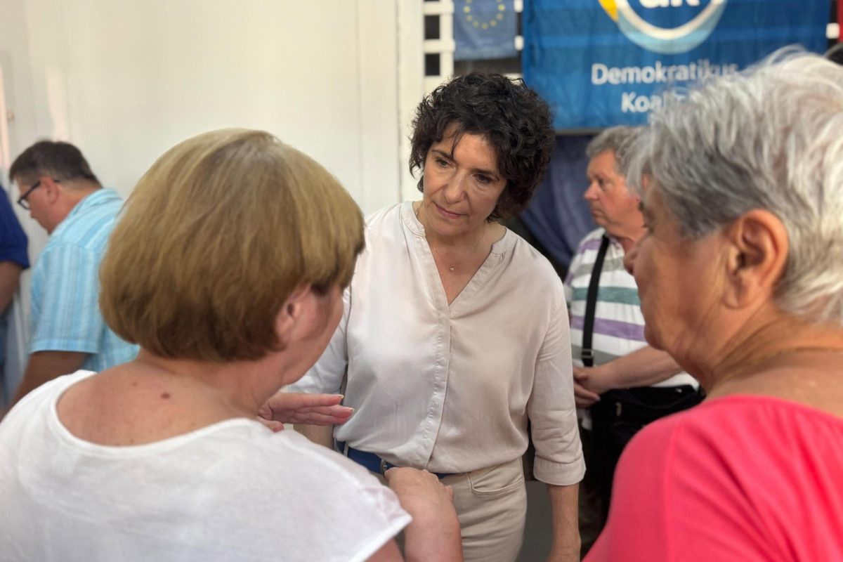 Dobrev Klára feljelentést tesz Takács Péter államtitkár ellen rágalmazás vádjával