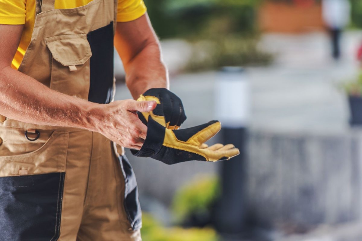 Történelmi mélypontra süllyedt az álláskeresők száma Magyarországon
