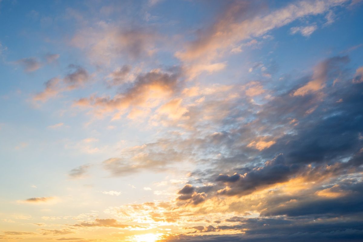 Zivatarokkal és lehűléssel ér véget a hét