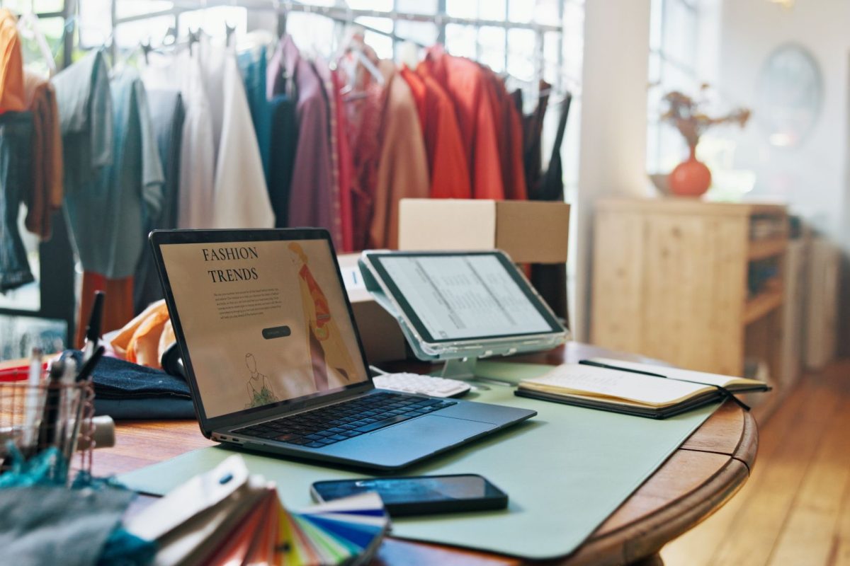 Letartóztatták egy divatcég alapítóját, 300 millió dolláros csalással vádolják