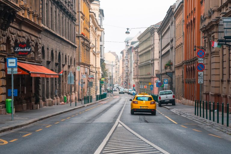 Forgalmi korlátozások lesznek Budapesten egészen hétfőig