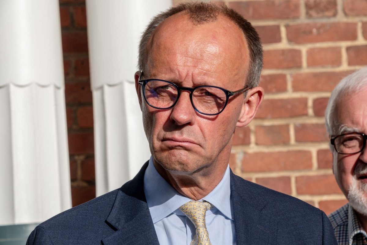 Gyengül a német kancellár támogatottsága, miközben az AfD tovább erősödik