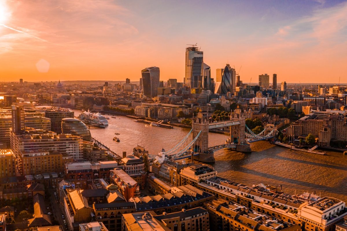 Csak Londonban már 263-an haltak meg a kegyetlen hőhullám miatt