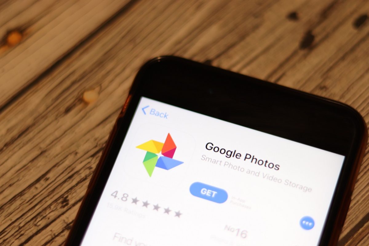 Mesterséges intelligenciával újul meg a Google Fotók alkalmazás