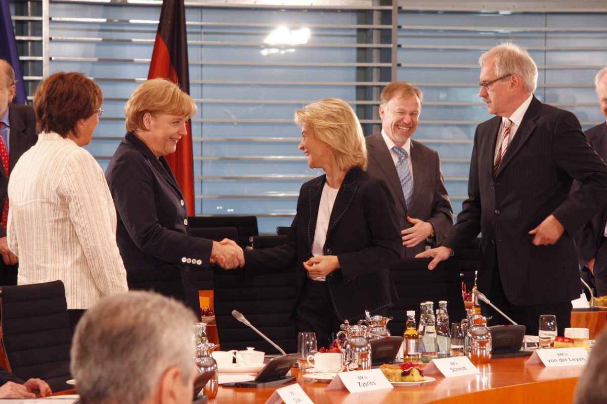 Ursula von der Leyen figyelmeztet, szerinte a világ megváltozott