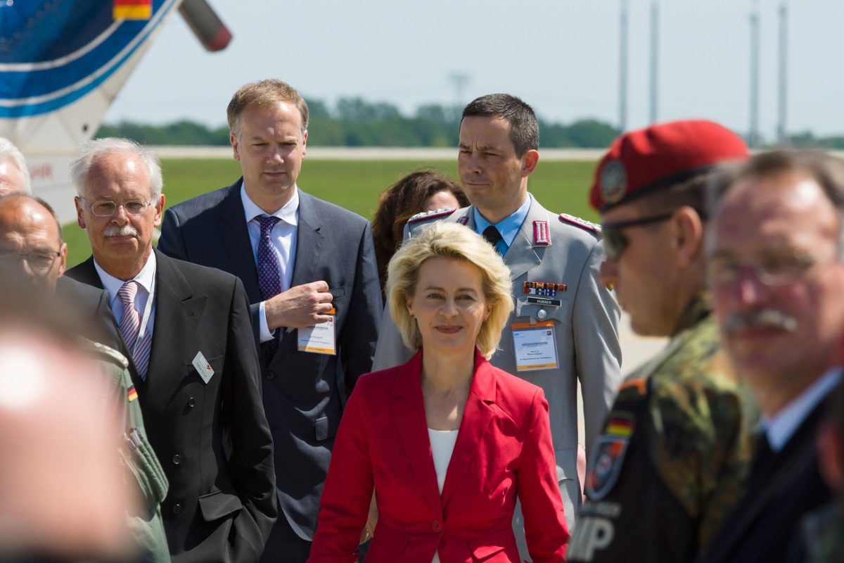Ma mindent elveszíthet Von der Leyen, jön a bizalmatlansági szavazás