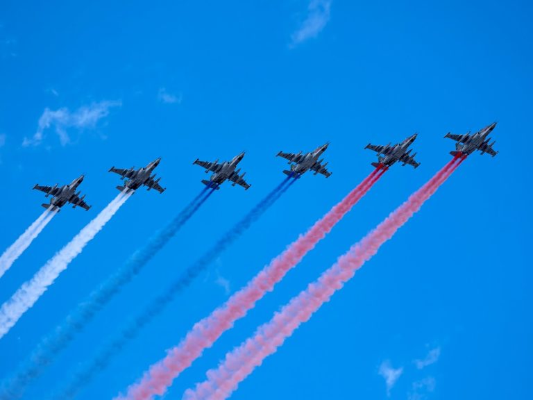 A britek és a franciák már kényszeríteni akarják Putyint, hogy tárgyalóasztalhoz üljön