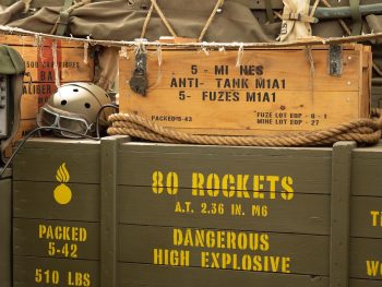 Aggasztóan apadni kezdtek az USA fontos rakétakészletei, túl sok rakétát küldtek Ukrajnának