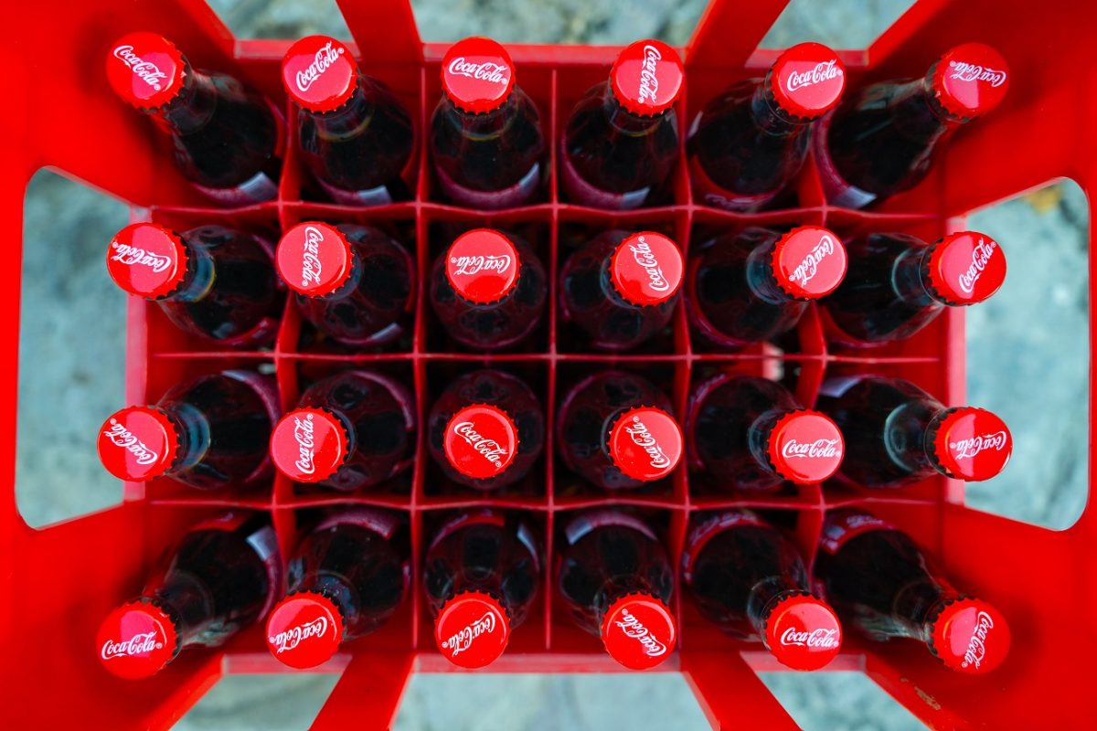 Mennyit érne ma egy 10 évvel ezelőtti 1000 dolláros befektetés a Coca-Colánál? Mutatjuk!