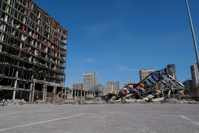 Több mint 4 milliárd dollár értékű támogatást ígértek Ukrajna újjáépítésére