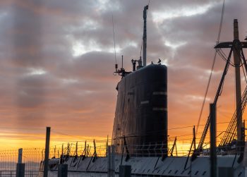 Üzenet az oroszoknak: váratlan helyszínen jelent meg az USA félelmetes nukleáris tengeralattjárója