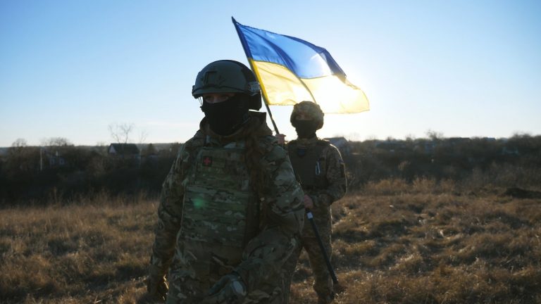 Ukrajna elvesztette az egyik legkiemelkedőbb katonai vezetőjét, Zelenszkij is megszólalt