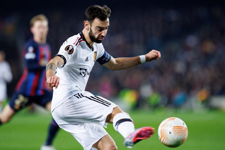 Pillanatok alatt kirúghatják a Manchester United edzőjét