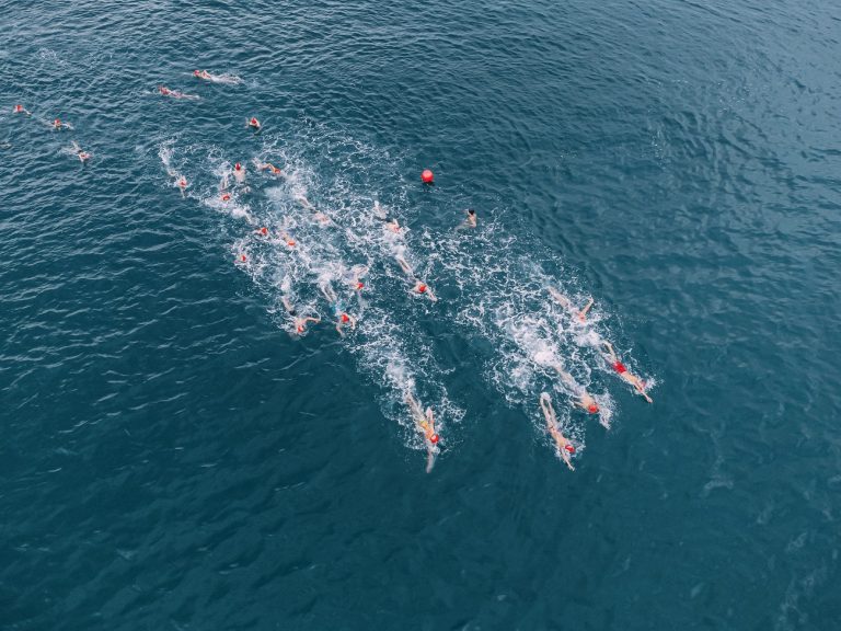 Mihályvári-Farkas 7., Fábián 11. a nyíltvízi úszók 5 kilométeres versenyében a világbajnokságon