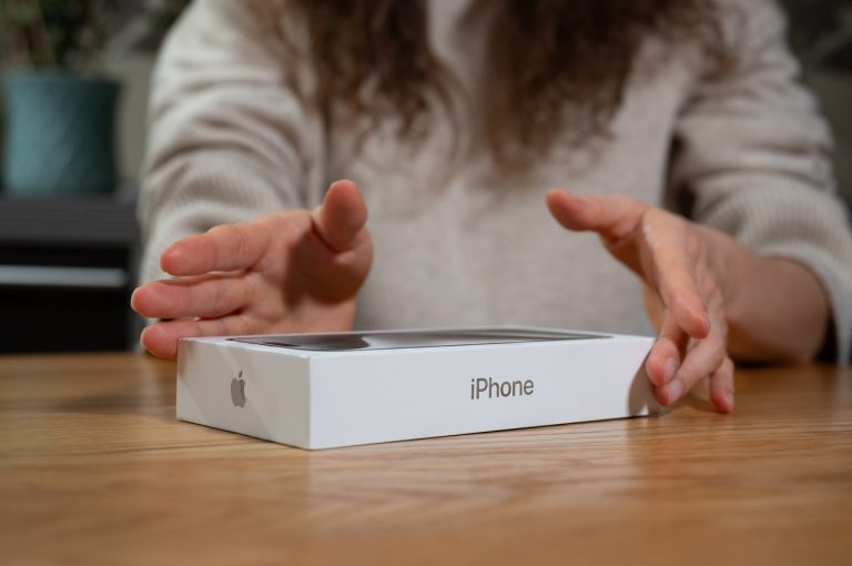 Az Apple új fegyvere: iPhone 17 Pro Max, ami még a zsebedből is kiszorítaná a régit