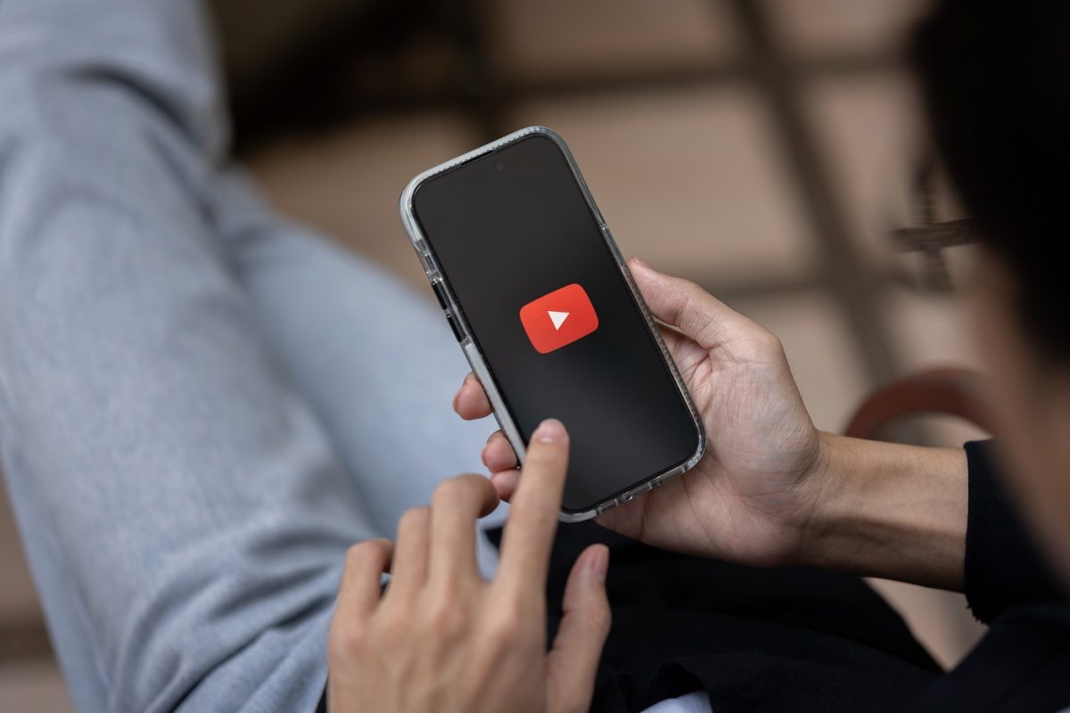 Soha nem látott korlátozásokat vezet be a YouTube