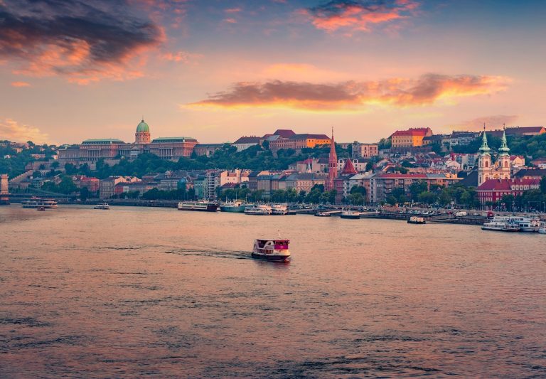 Csütörtökön is szabadságon marad a nyári időjárás