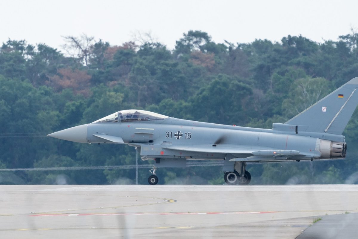 Monumentális fegyverkezésbe kezd Németország