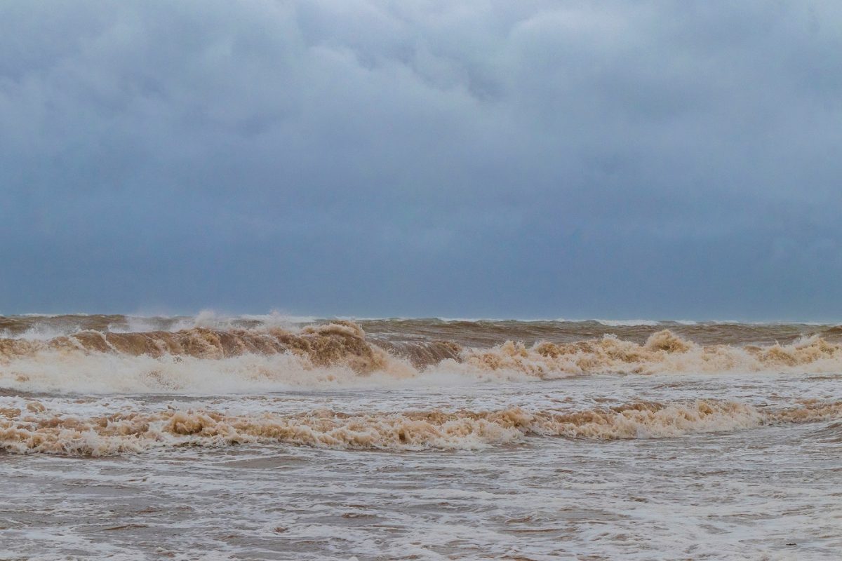 Videón a cunami a sokkoló erejű oroszországi földrengést követően