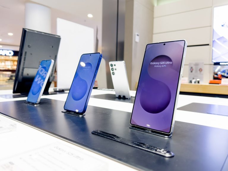 Érdekes információk érkeztek Samsung Galaxy S26 csúcstelefon akkumulátoráról