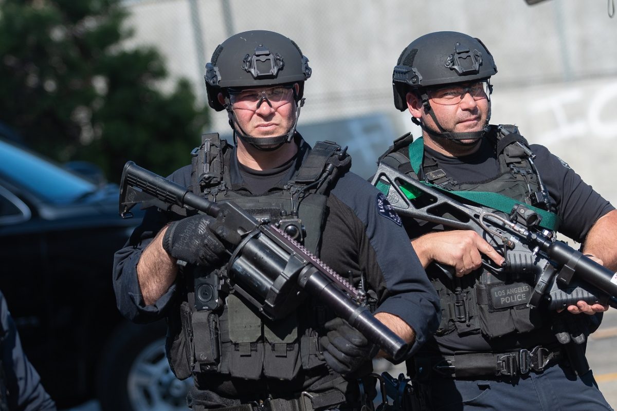 Trump ellátogatott a határhoz, szerinte aligátorokkal is megoldható a védelem