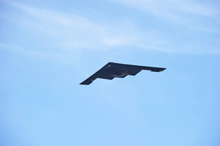 Trump kész újabb bombázást végrehajtani Irán ellen