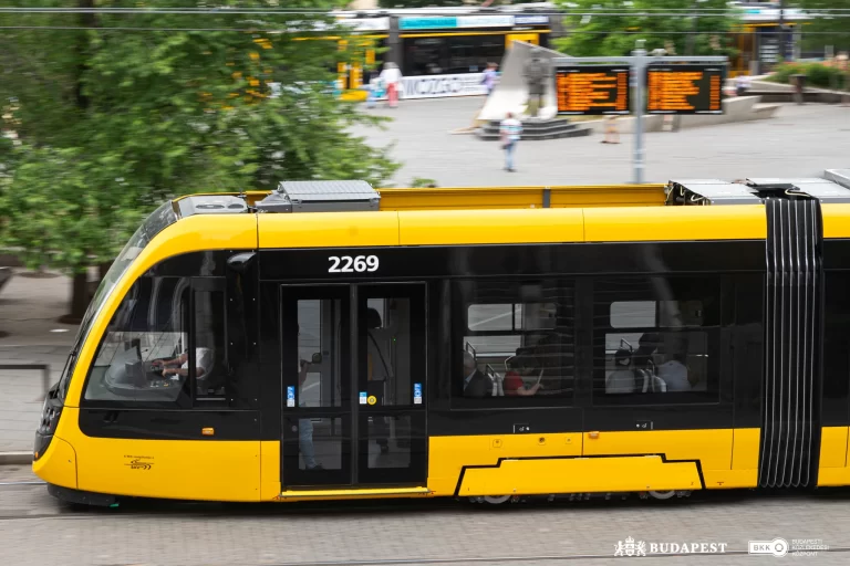 Vágányfelújítás a 17-esen: két hétvégén korlátozásokkal jár a villamos Budapest