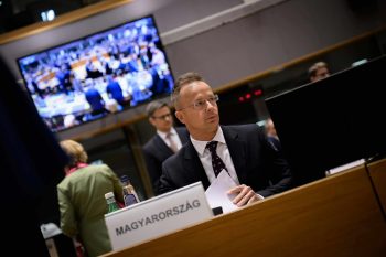 Szijjártó Péter finoman jelezte az ukránoknak, honnan kapják az áramot