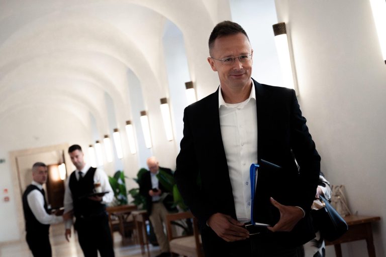 Pénteken újraindulhat a kőolajszállítás Magyarországra az ukrán támadást követően