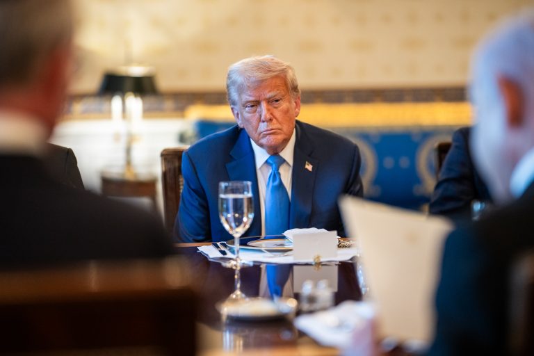 Már Trump kezében van a béketervezet, Putyin szinte csak jól jöhet ki ebből