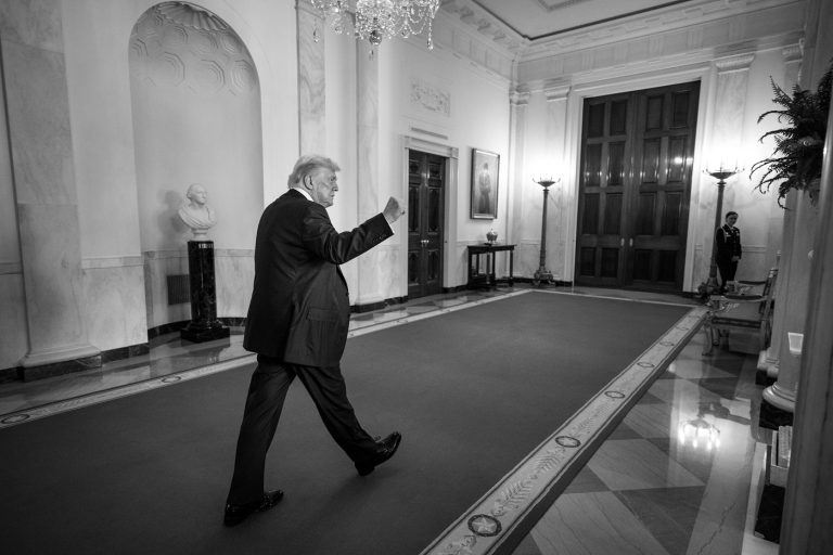 Míg aludtunk, Trump újabb drasztikus és rendkívüli bejelentést tett a világ előtt