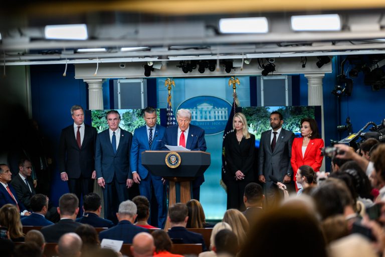 Mindent Putyin irányított Alaszkában, Trump csak mellékszereplő volt