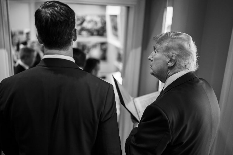 Ukrajna legnagyobb rémálmát hajthatja végre Trump Putyinnal