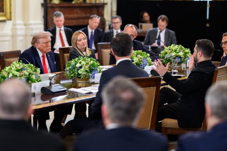 Majdnem botrány tört ki a Fehér Házban a német kancellár miatt