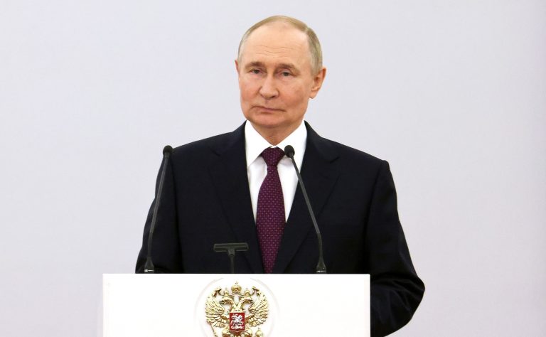 Figyelmeztet a cseh államfő, szerinte még nincs közel az ukrajnai béke