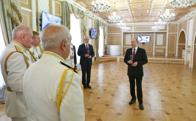 Románia azonnali hatállyal felszólította Putyint