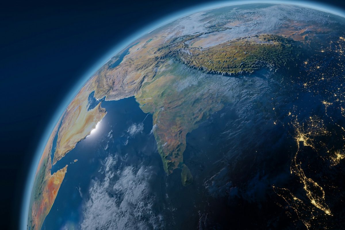 Egy házméretű aszteroida közelít a Föld felé